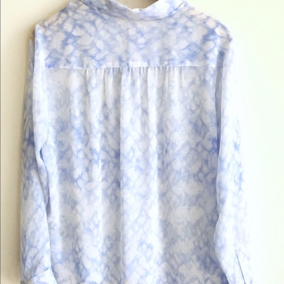 NWT Vince Camuto L sheer light blue/white blouse - Picture 6 of 10